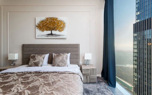 38th Floor, Stylish Apartment with Private Park