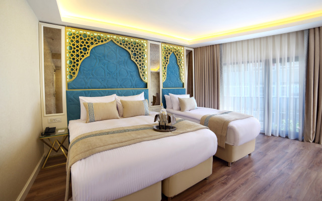 Great Fortune Design Hotel