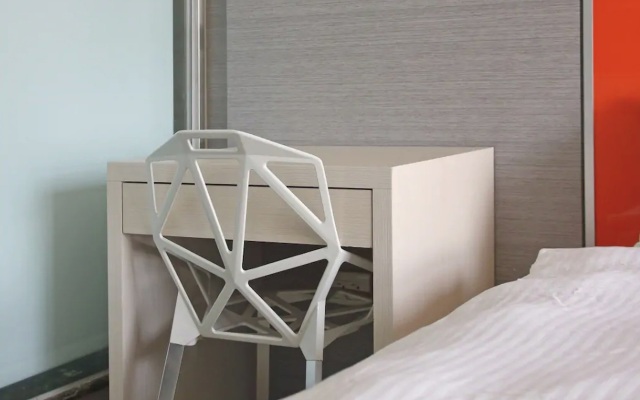 Human Space Roosevelt Apart-Hotel