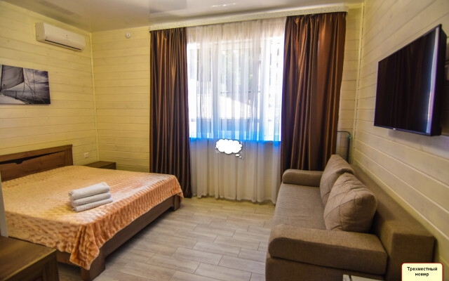Krisstal Guest House