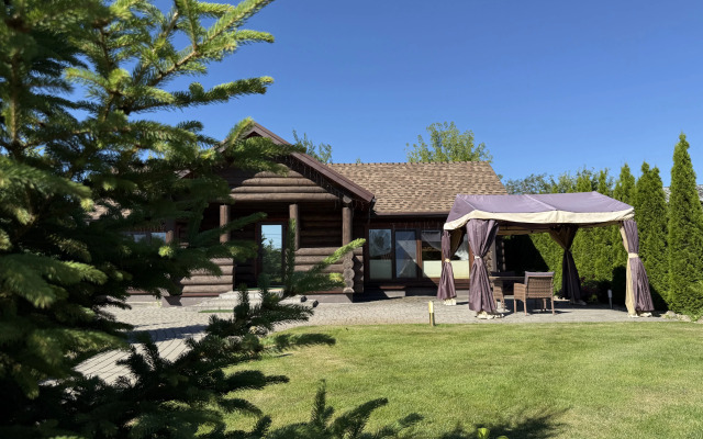 Gostevoy Domik Guest House