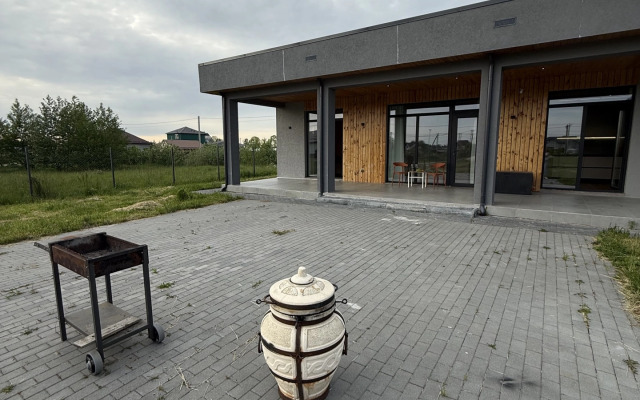 Частный Дом Семейный в Матросово