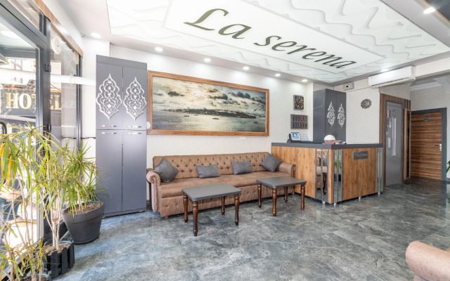 Отель La Serena Hotel & Suites