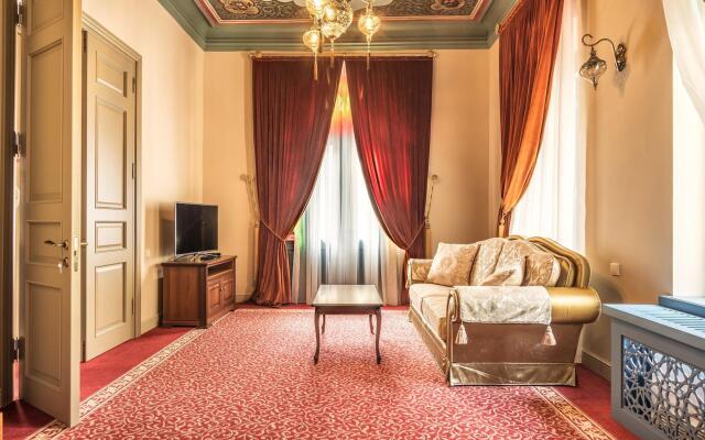 Golden Tulip Borjomi