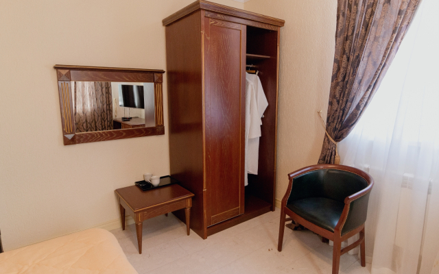 Arkhar Guest House