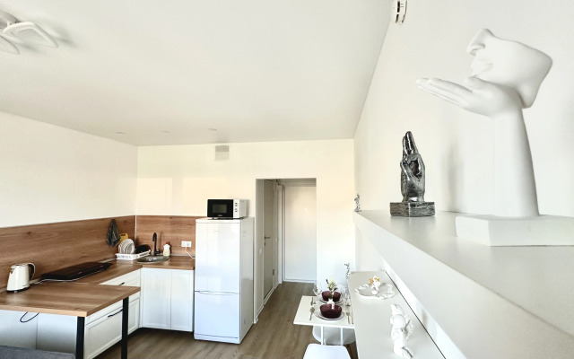 Istoman Two S Vidom Na Prud Apartments