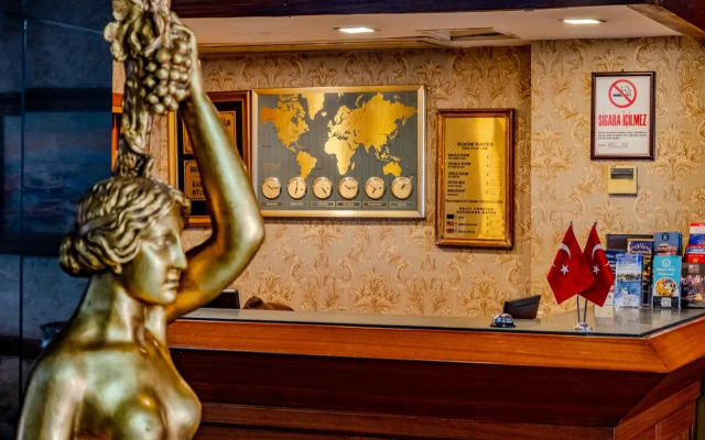 Peak Star Hotel