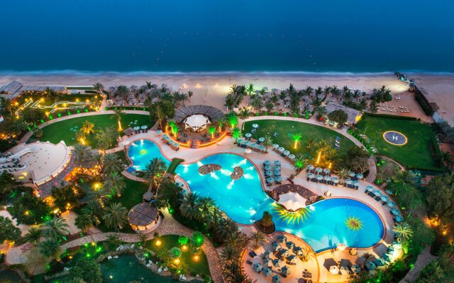 Le Meridien Al Aqah Beach Resort