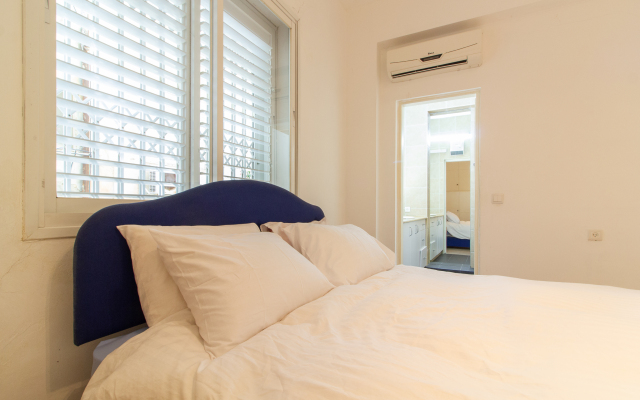 Апартаменты Bright 3BR in the Beating Heart of TLV by FeelHome