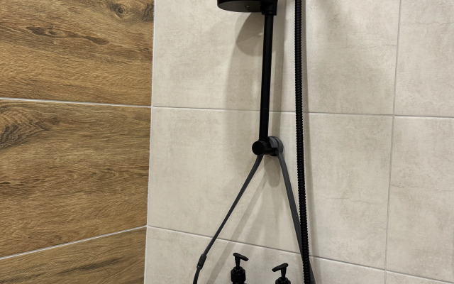 V Novom Dome Flat