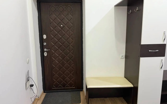 Uyutnye Apartamenty Kievskaya, 190 Flat