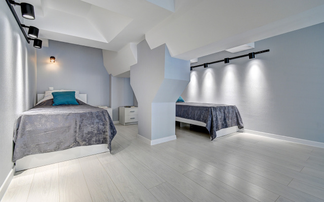 Апартаменты двухуровневые на Мамайке