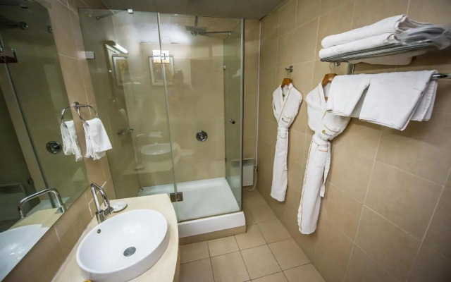G Empire Hotel