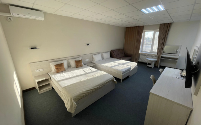 Tsentr Hotel