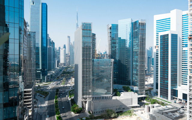 KeyRock Living Dubai Skyline & Pool Access Apartments