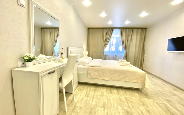 Квартира KOMILFO-HOME  на Тушканова 13