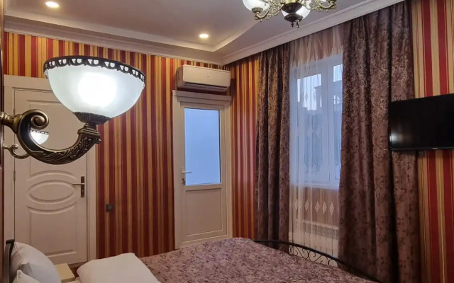Retro Art Boutique Hotel