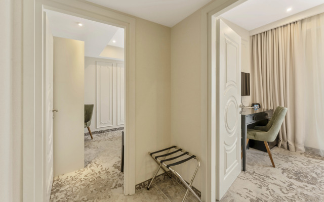 Курортный отель Mosavali