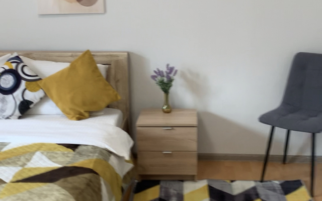 Квартира Большая комфортная студия на Кирова рядом с остановкой