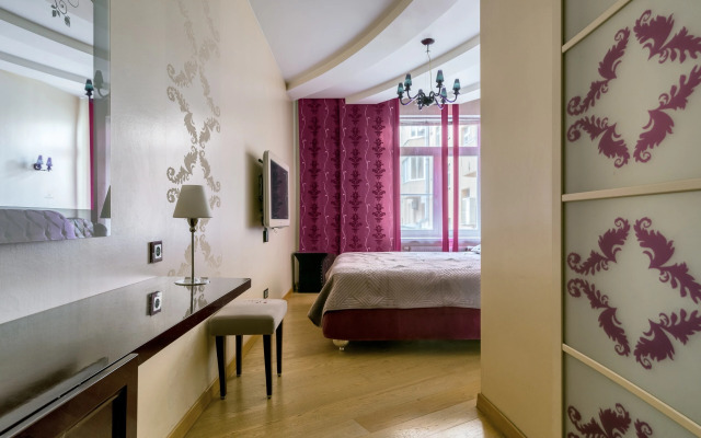 Квартира SpbMain СпбМэйн на наб. реки Карповки