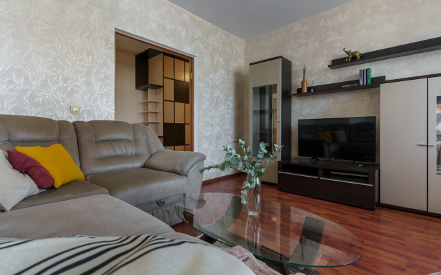 Valeri Na Solnechnom Proyezde 7 Apartments