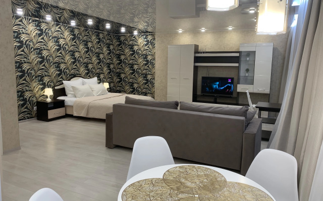 Na Leninskom Prospekte 8A Flat
