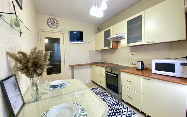 Bravo Apart Na Shosse Kosmonavtov, 166 Flat