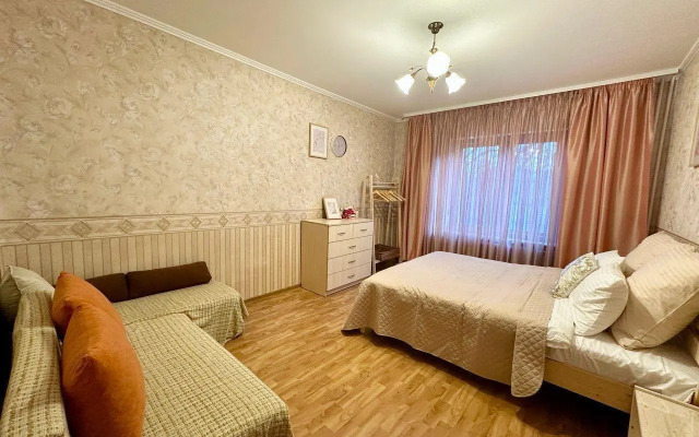 Апартаменты На Шиллера 12