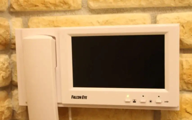 "Трехкомнатные апартаменты "Свой берег"