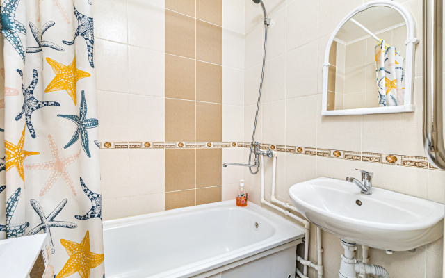 Квартира Евротрёшка для 8 гостей на Университетской Набережной