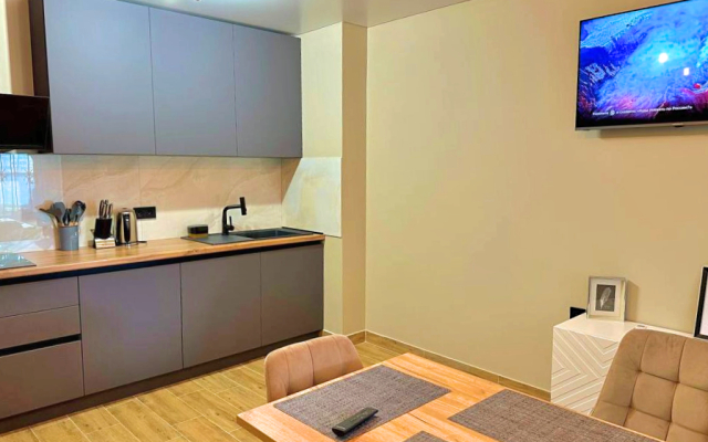 Shikalad Kmv Lyuks V Tsentre 8 Flat