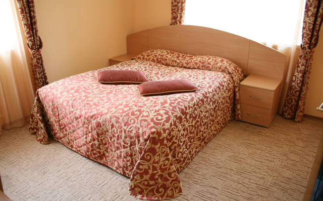 Shatura Holl Hotel