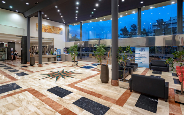 Hotel 4R Gran Regina