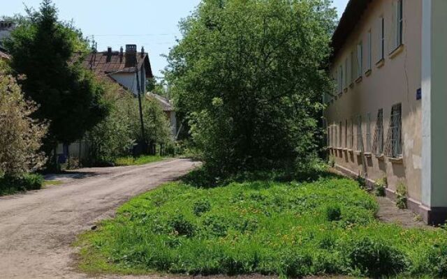 Na Lyapunova 5 Apartments