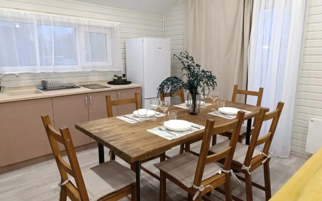 U Pruda V Kp Grin Laundzh Private house