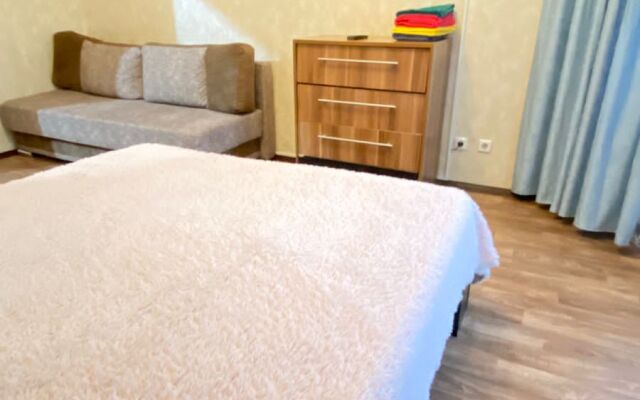 Geroyev Samotlora 18 Incityhotel Apartments