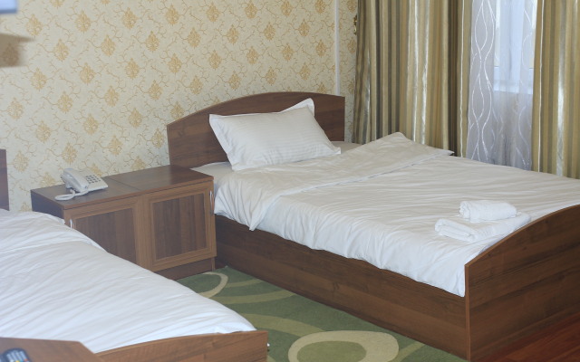 Life Hotel
