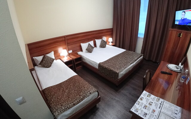 Fox Hotel
