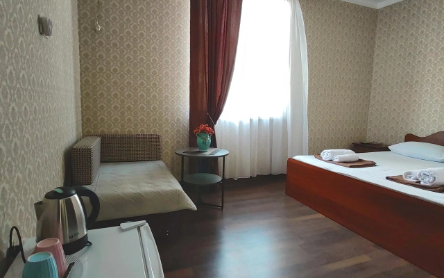 Milana Guest House