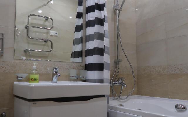 Comfy Place Lesnaya 2B Apartments