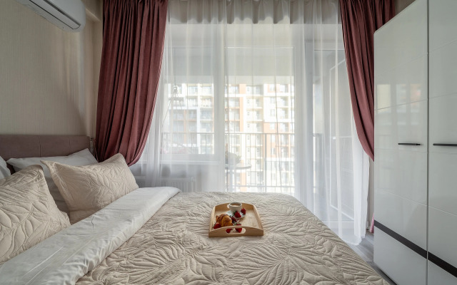Studiya u morya s bassejnom na territorii. Karavella 112 Apartments