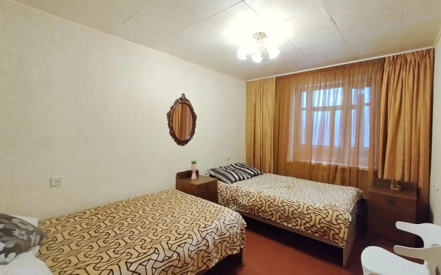 Prostornye Na Prospekte Pobedy Apartments