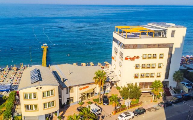 Aragosta Hotel