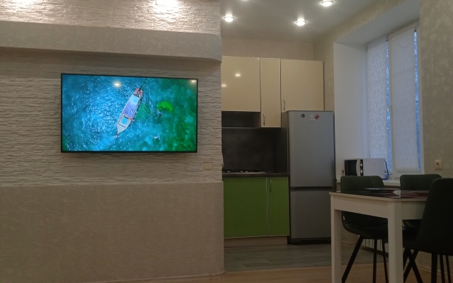 Lyuks 56m U Auri Apartments