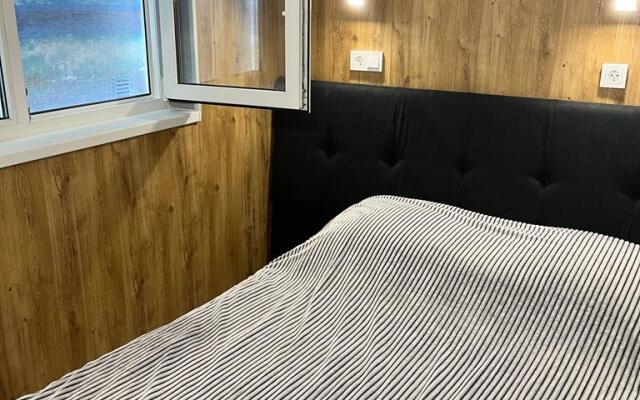 Квартира 3 Исаева 4