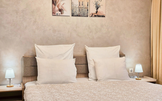 Апартаменты Люкс 2-х Комнатный с Видом на Кремль