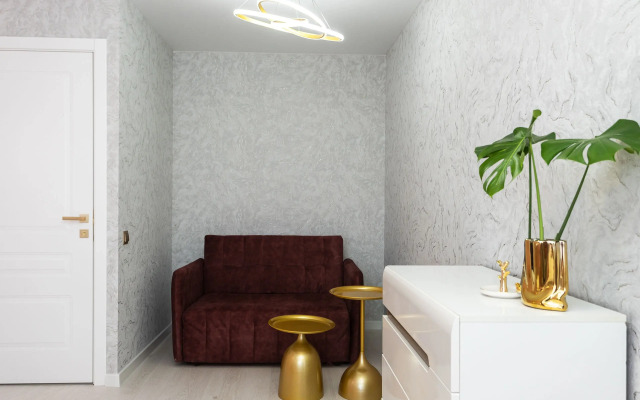 Tryoshka S Vidom Na Rybnuyu Derevnyu Flat