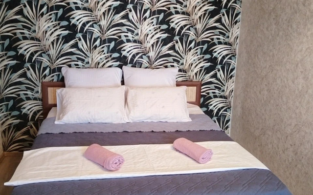 Flat Na Ulitse Zhukovskogo 47