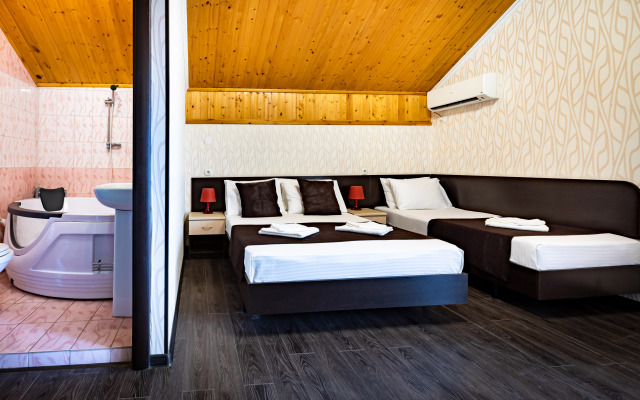 Kipr Guest House