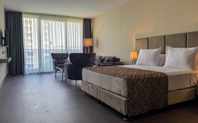 Alice Hotel Antalya